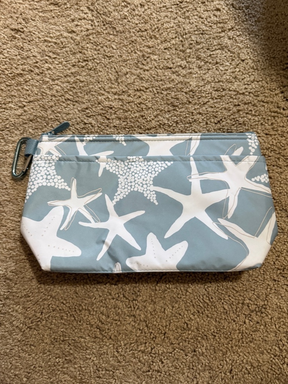 Thirty-One - Starfish Print Cosmetic Pouch in Seafoam Blue and White